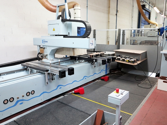 Centro de Trabalho Weeke Venture 3XL
